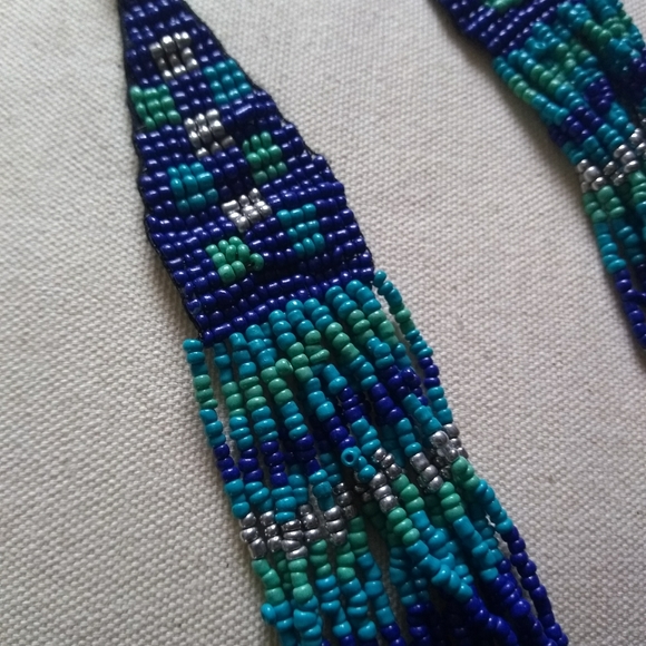 Beaded necklace - Picture 5 of 8